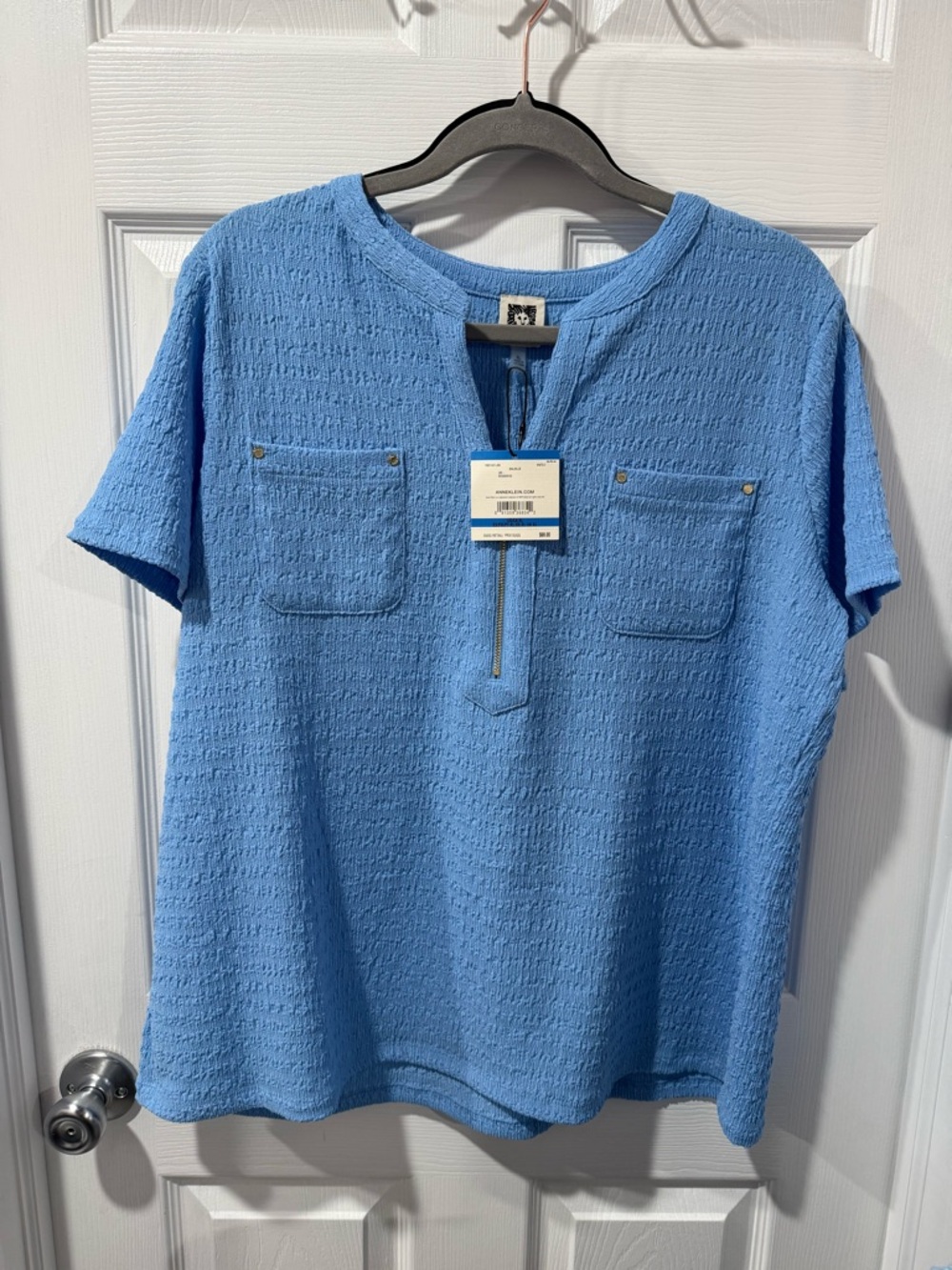 Anne Klein Light Blue Textured Short Sleeve Shirt with Front Zip